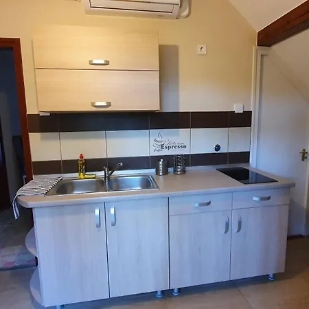 Agnes Vendeghazak Siofok-apartman 2 Siofok