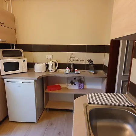 Agnes Vendeghazak Siofok-apartman 2 ゲストハウス *