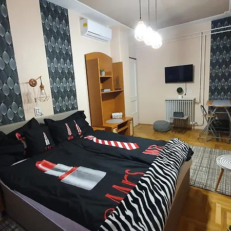 Agnes Vendeghazak Siofok-apartman 2 Konukevi Siofok