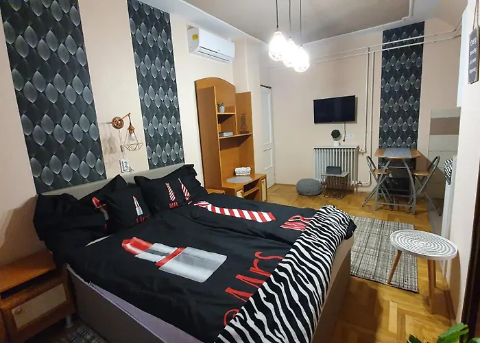 Agnes Vendeghazak Siofok-apartman 2 Gasthof Siófok